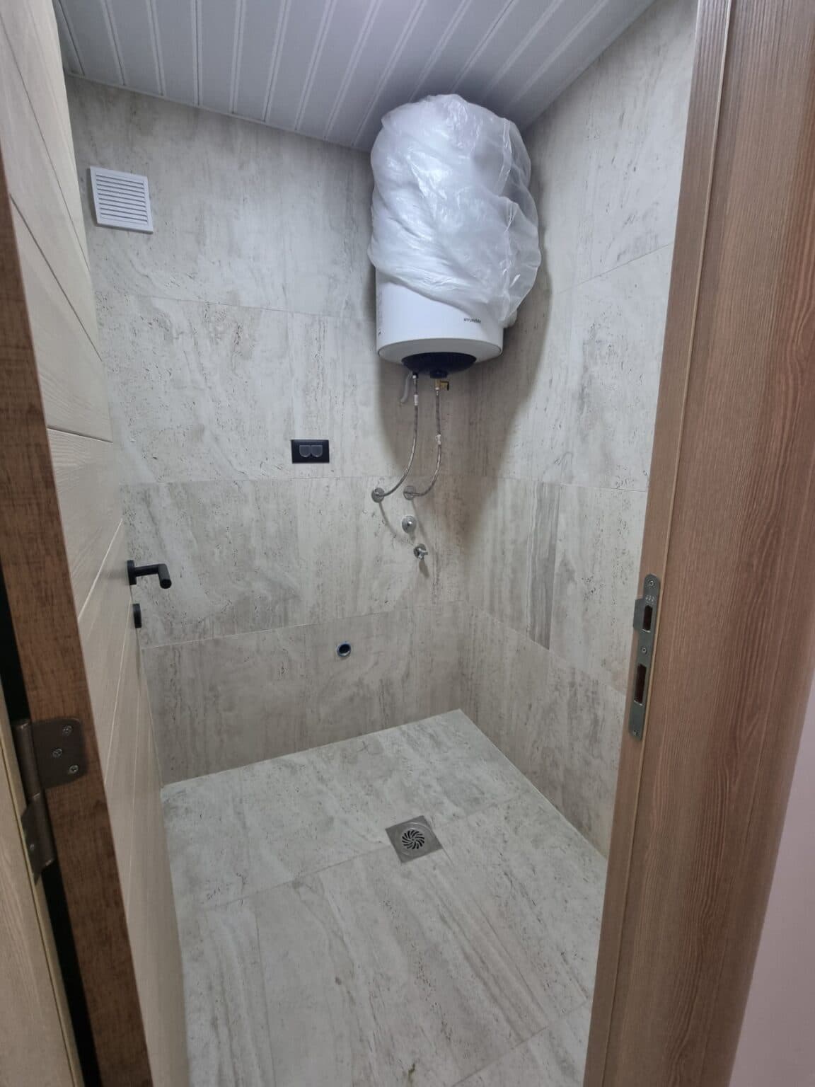 Стан 80м2 во Центар - Слика 6