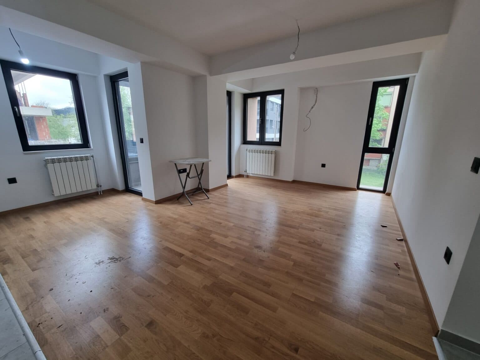 Стан 80м2 во Центар - Слика 13