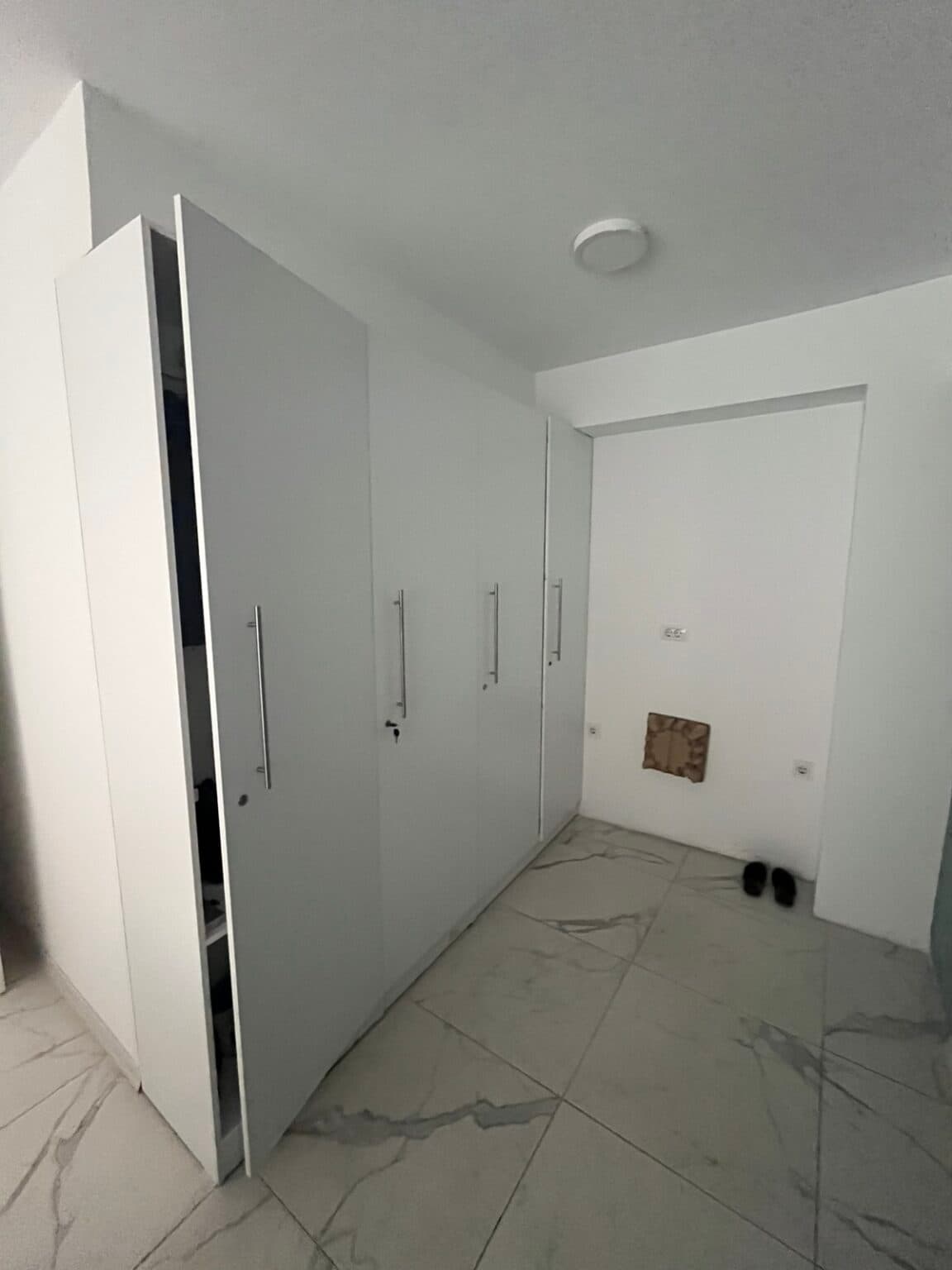 Се изнајмува деловен простор во Карпош - Слика 6