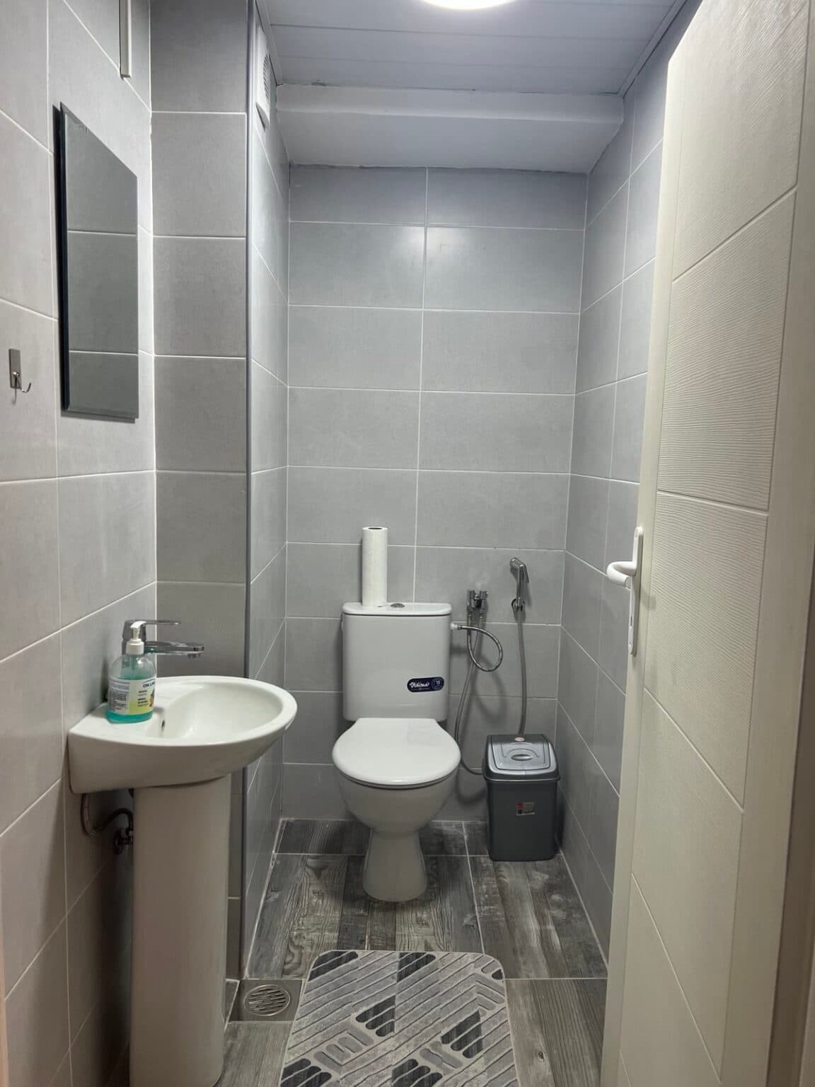 Apartment 100 m² in Gjorče Petrov - For Rent - Skopje - Image 8