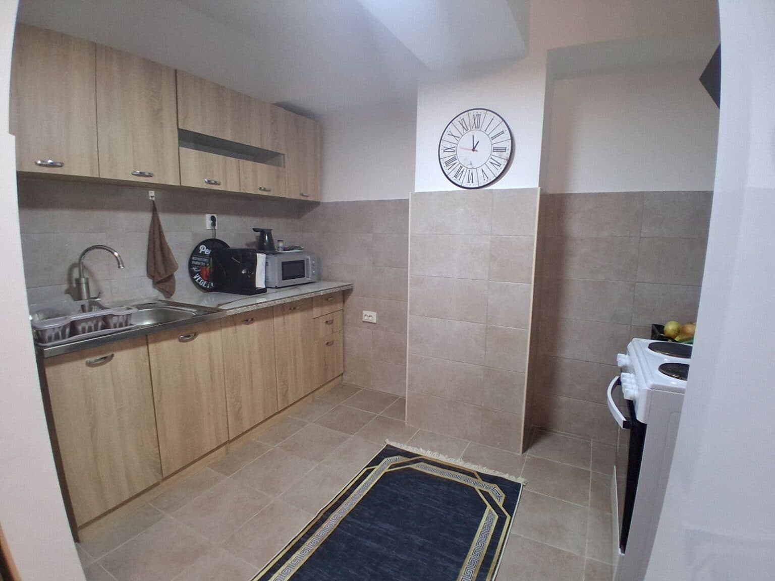 Apartment 100 m² in Gjorče Petrov - For Rent - Skopje - Image 12