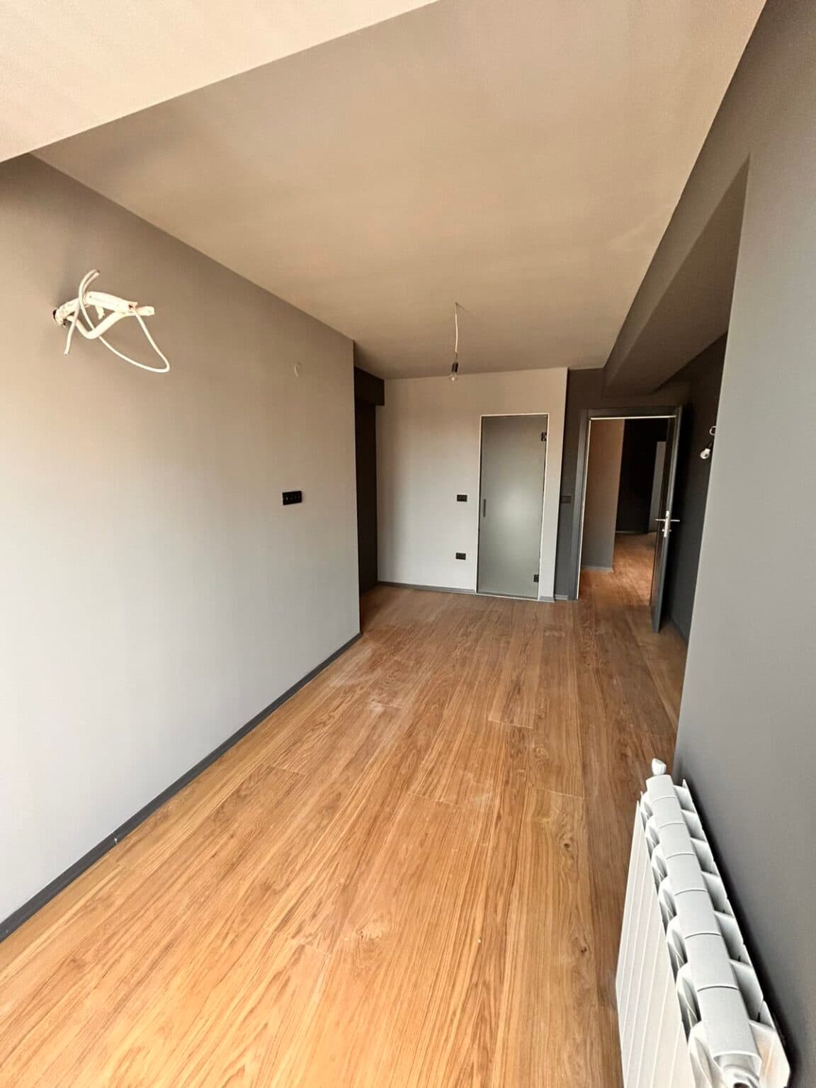 Exclusive 121m2 penthouse located in Debar Maalo - For Rent - Centar - Image 6