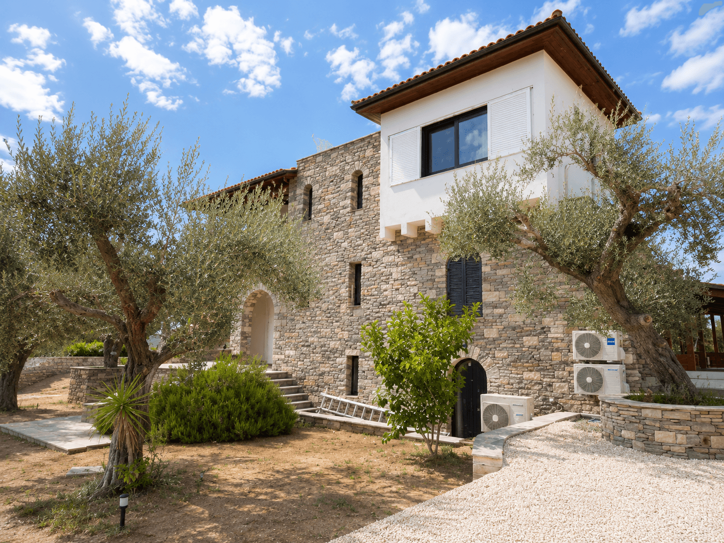 Modern villa in Vourvourou, Halkidiki - For Sale - Greece