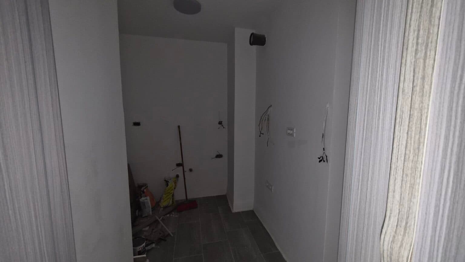 Apartment 83m² in Center - For Sale - Skopje - Image 9