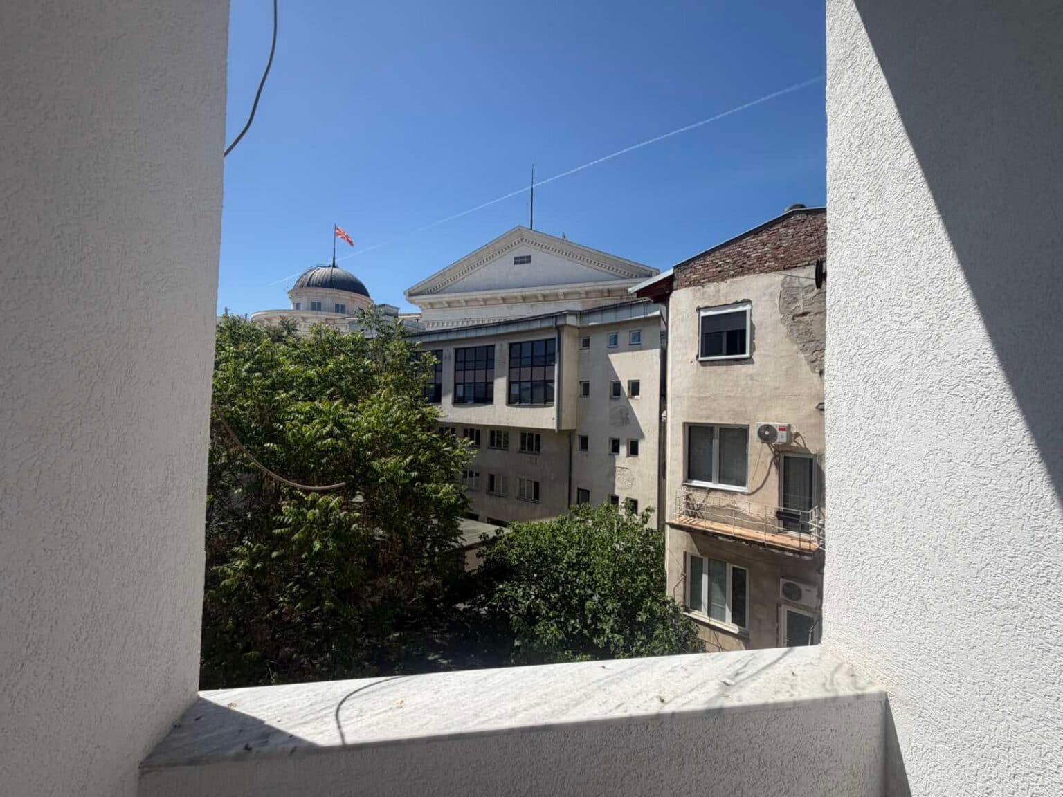 Apartment 83m² in Center - For Sale - Skopje - Image 11