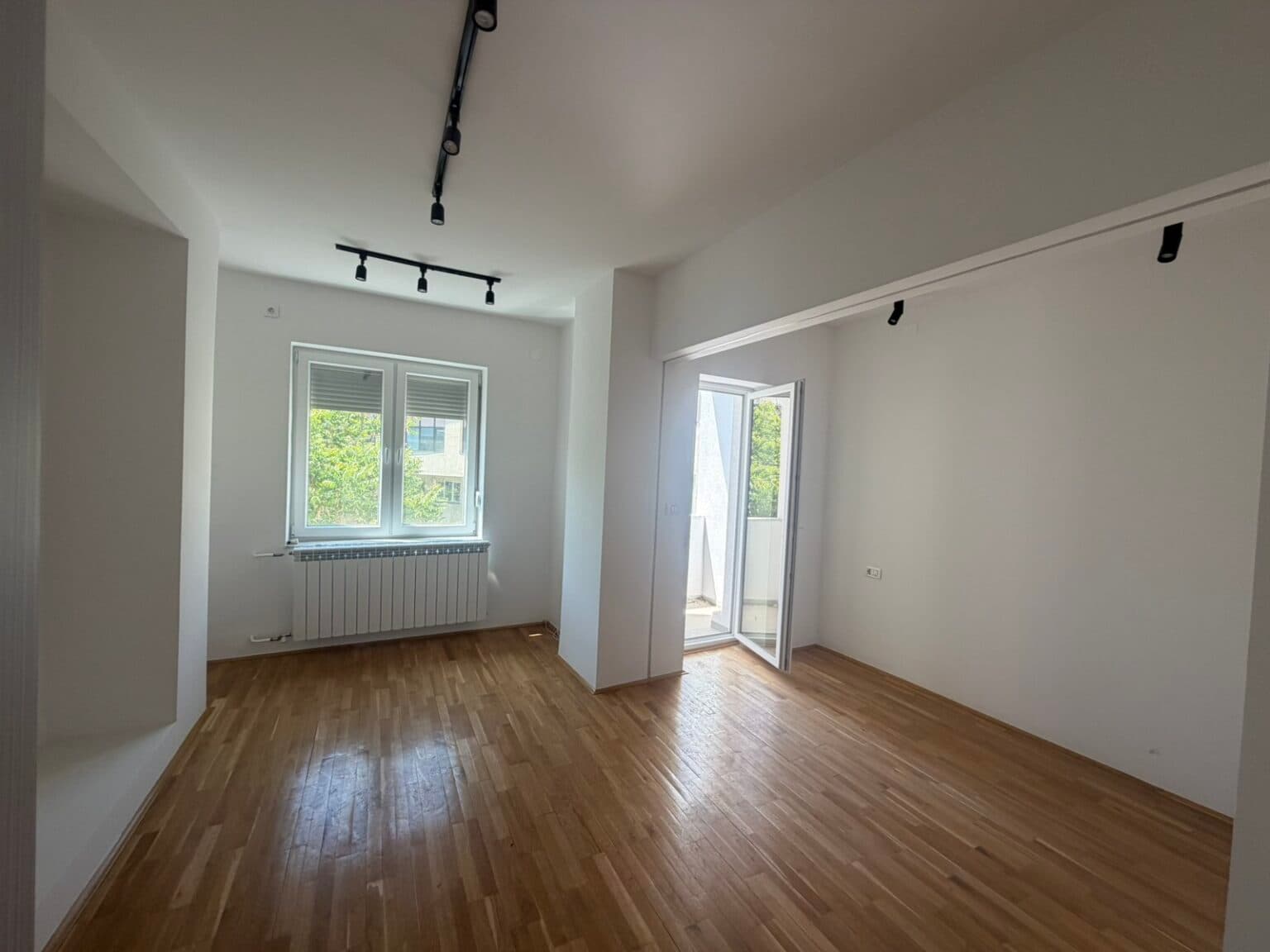 Apartment 83m² in Center - For Sale - Skopje - Image 6