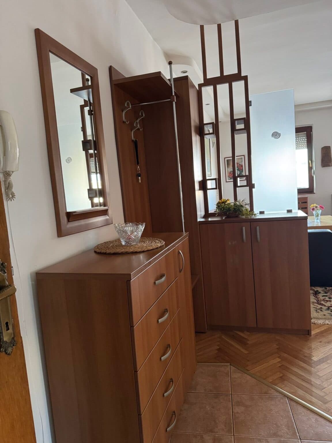 Apartment 72m2 in Center - For Rent - Skopje - Image 5