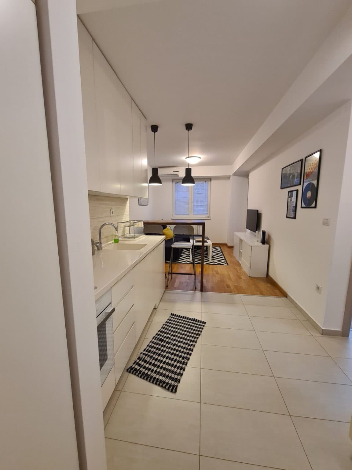 Fully furnished apartment 40m2 in Aerodrom - 2