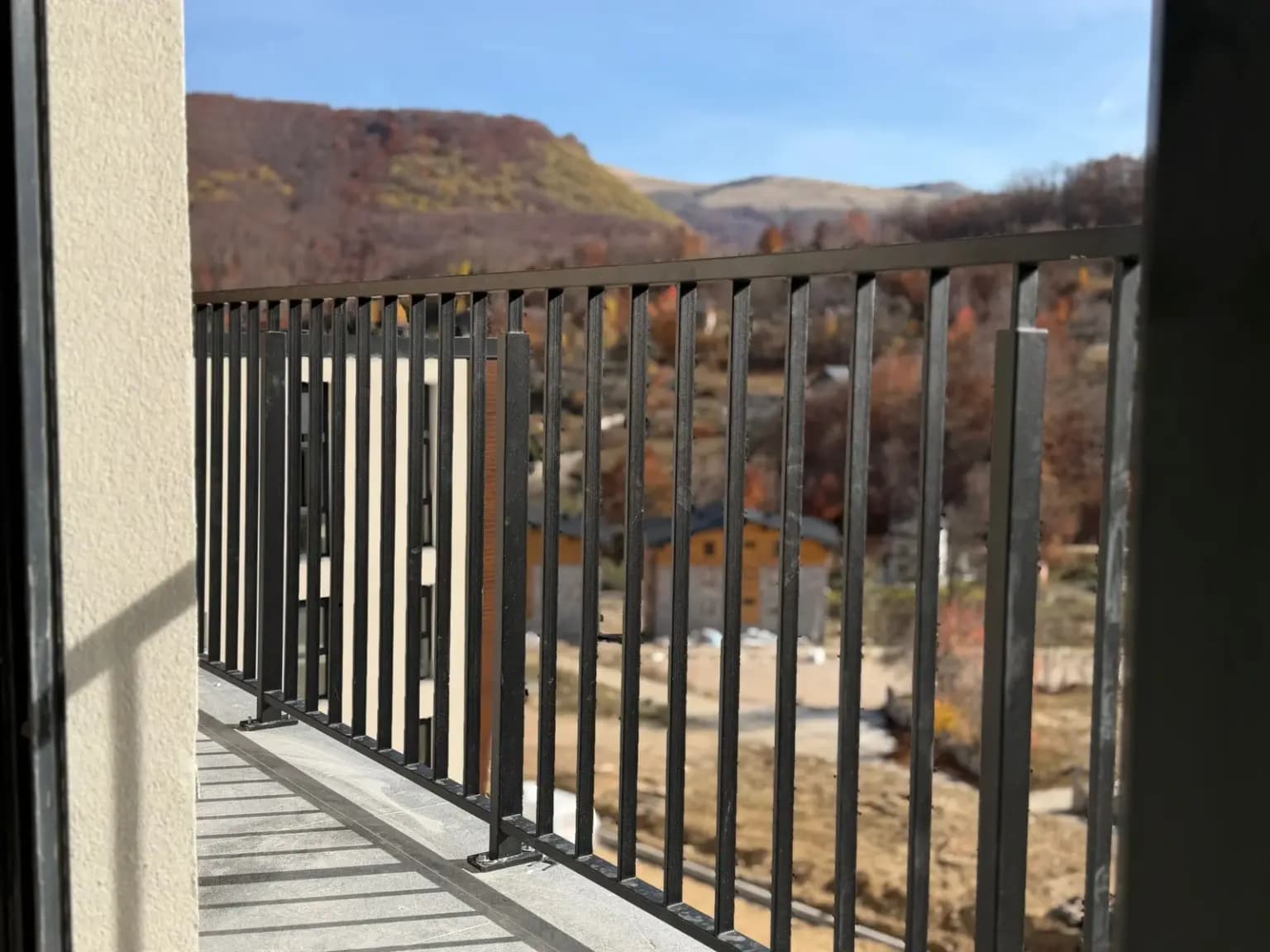 Стан 72м2 во комплекс Sunny Valley - За Продажба - Маврово - Слика 6