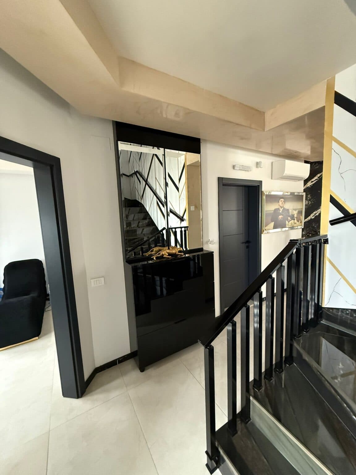 House 260m2 in Ilinden - For Sale - Skopje - Image 17