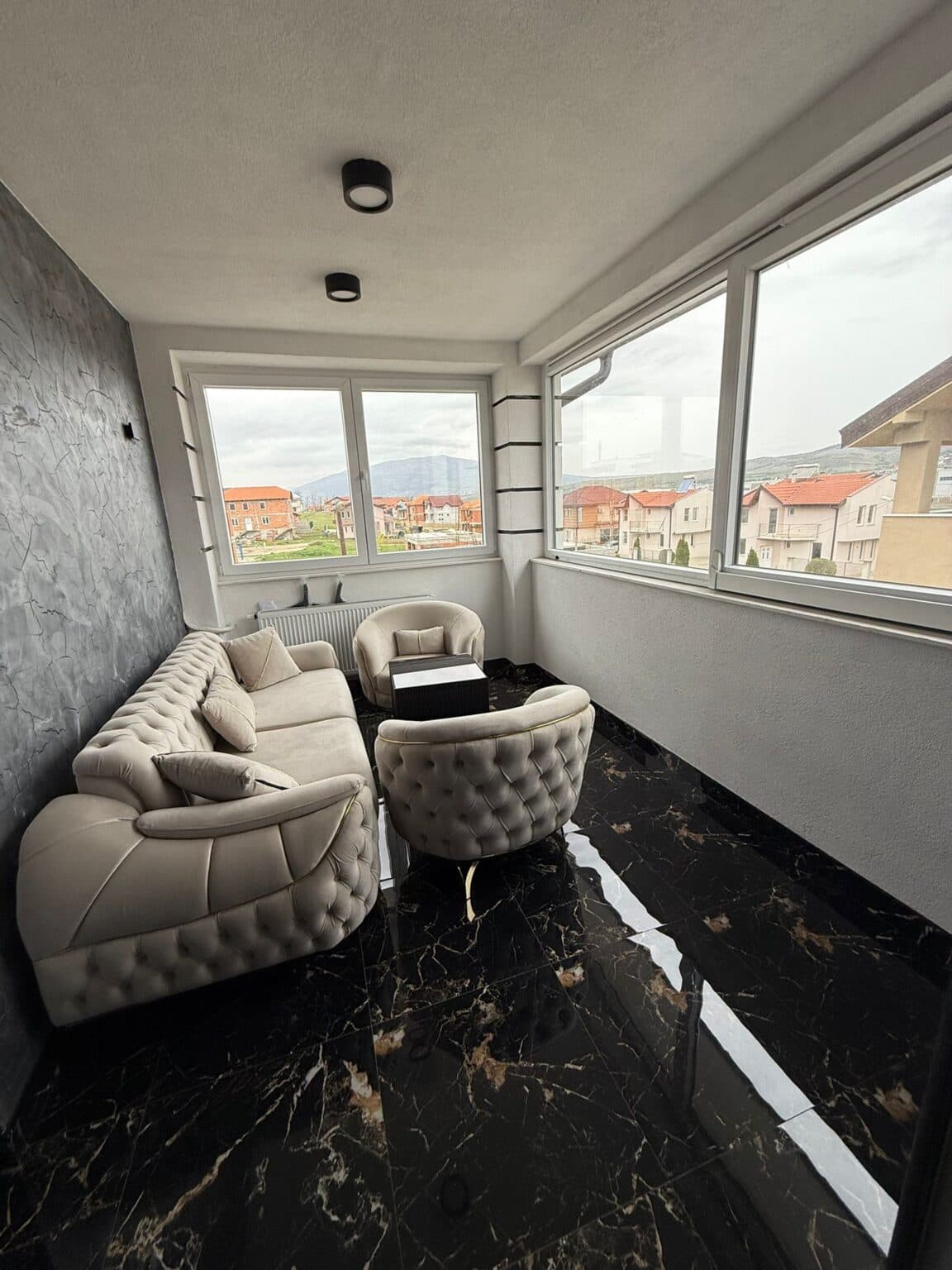 House 200m2 in Ilinden - For Sale - Skopje