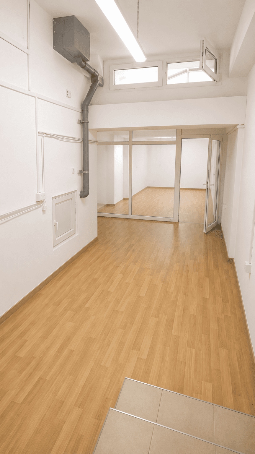 Се издава деловен простор во Центар 290 м² - 3