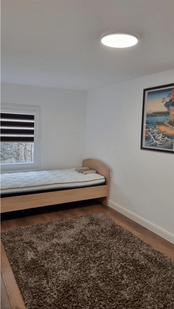 Apartment 100m2 in Center - For Rent - Skopje - Image 9