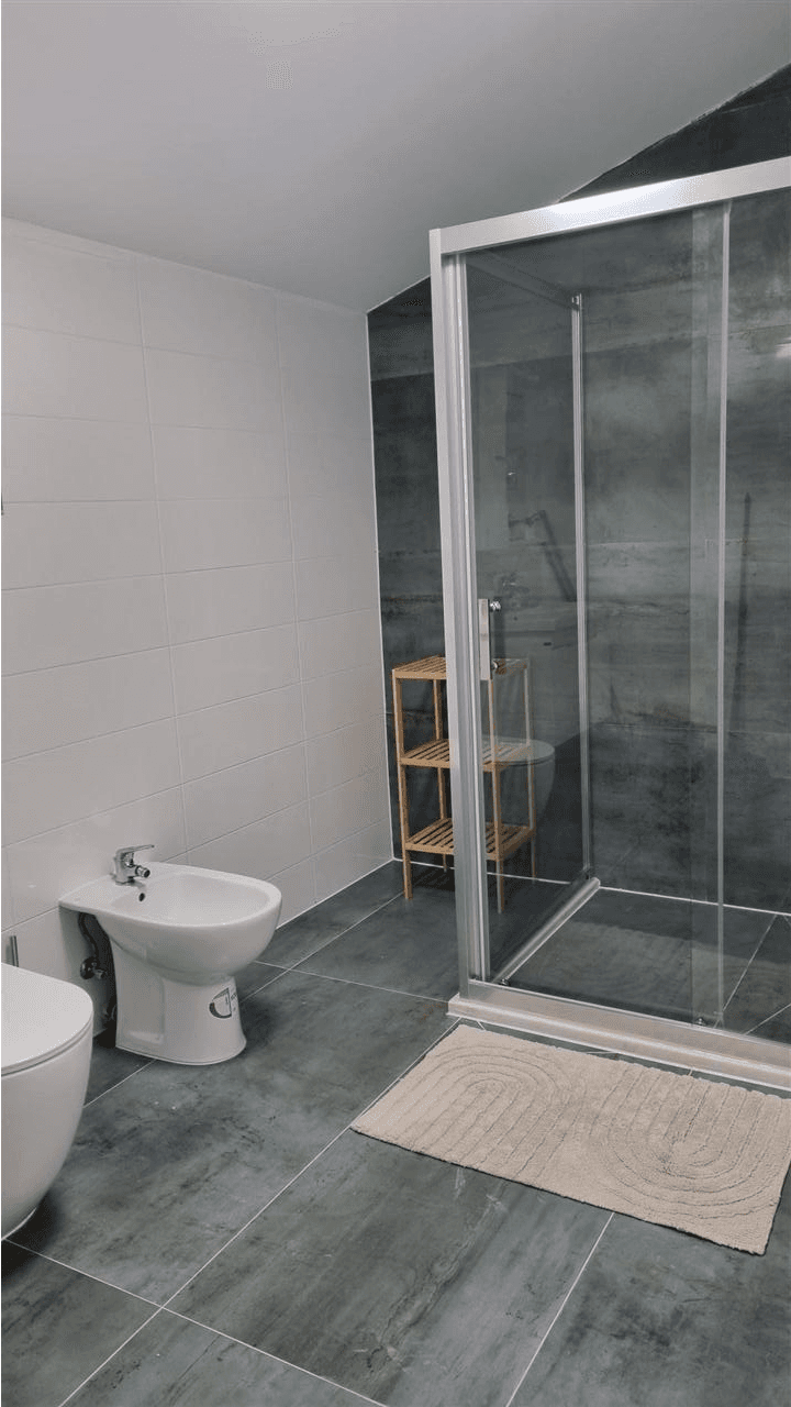 Apartment 100m2 in Center - For Rent - Skopje - Image 12