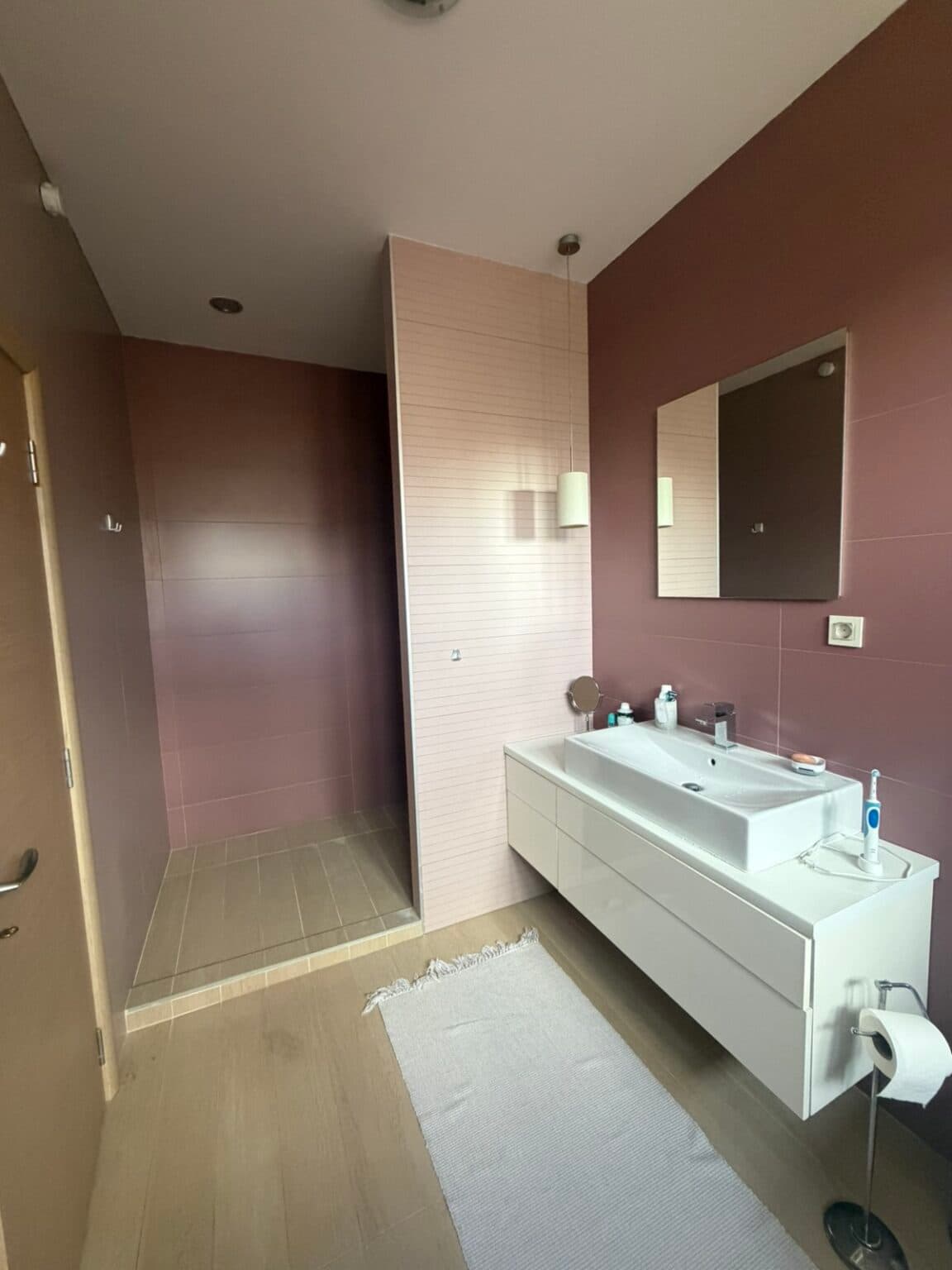 Modern house 304 m² in Bardovci - За Изнајмување - Скопје - Слика 11