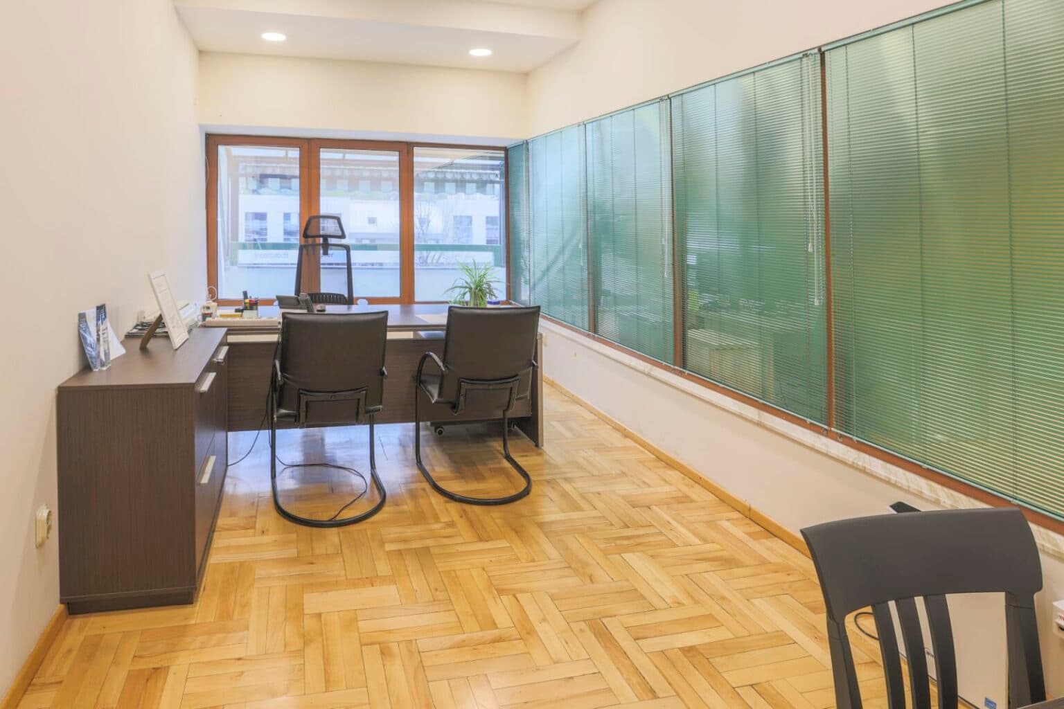 Се изнајмува деловен простор во Капиштец 442 м² - За Изнајмување - Скопје - Слика 8