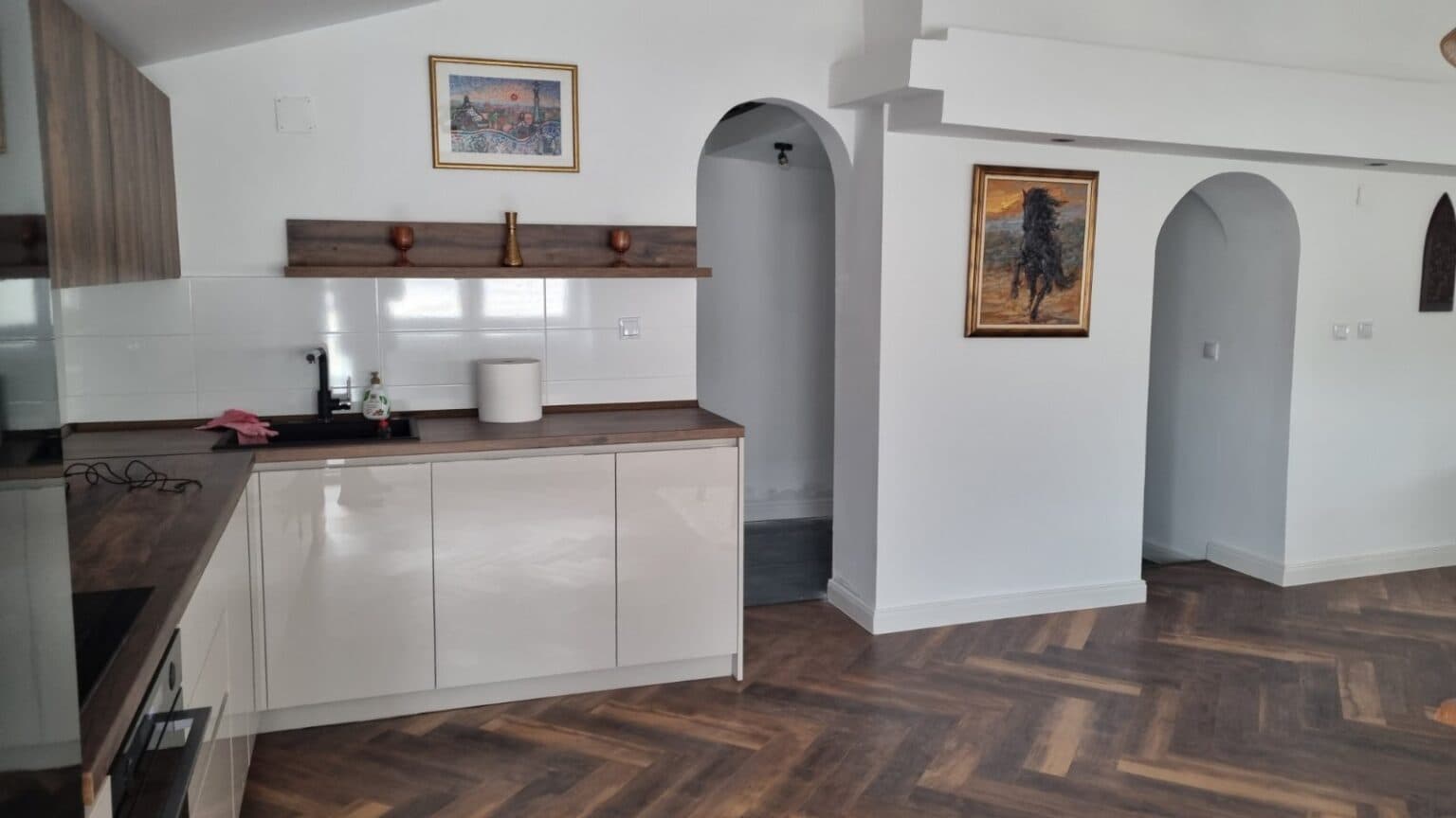 Apartment 100m2 in Center - For Rent - Skopje - Image 6