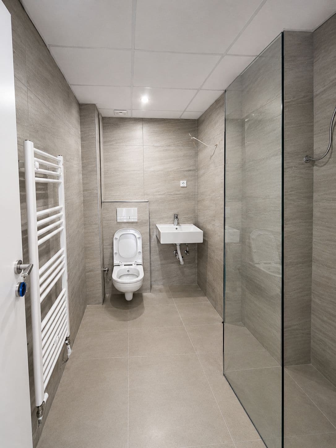 Apartment 100m2 in Gazi Baba - For Sale - Skopje - Image 6