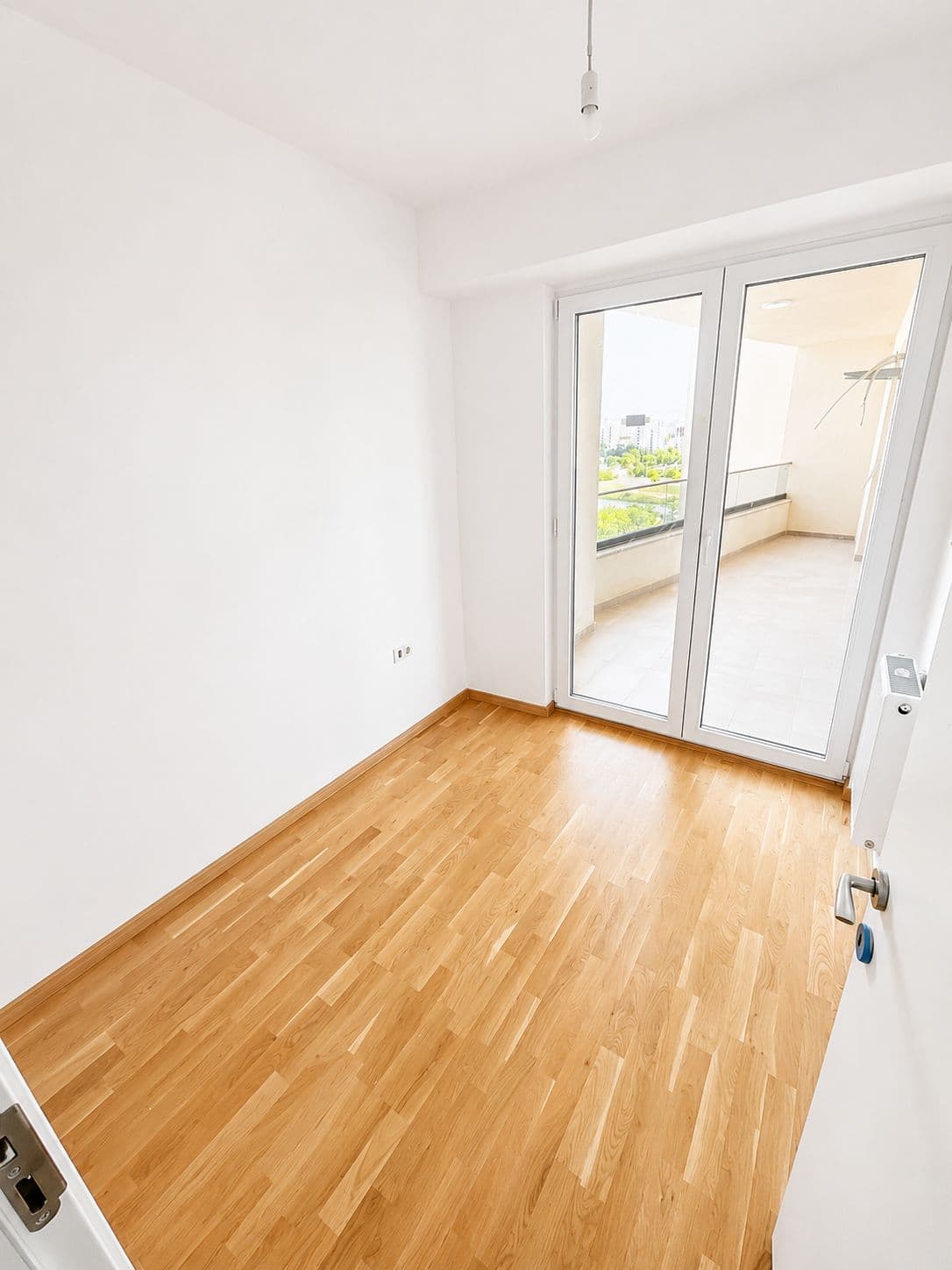Apartment 100m2 in Gazi Baba - For Sale - Skopje - Image 7