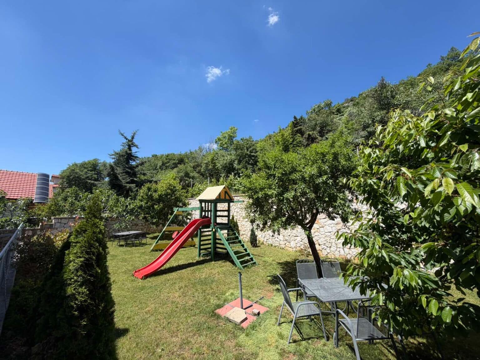 House 360m2 in Sopishte - For Sale - Sopishte - Image 24