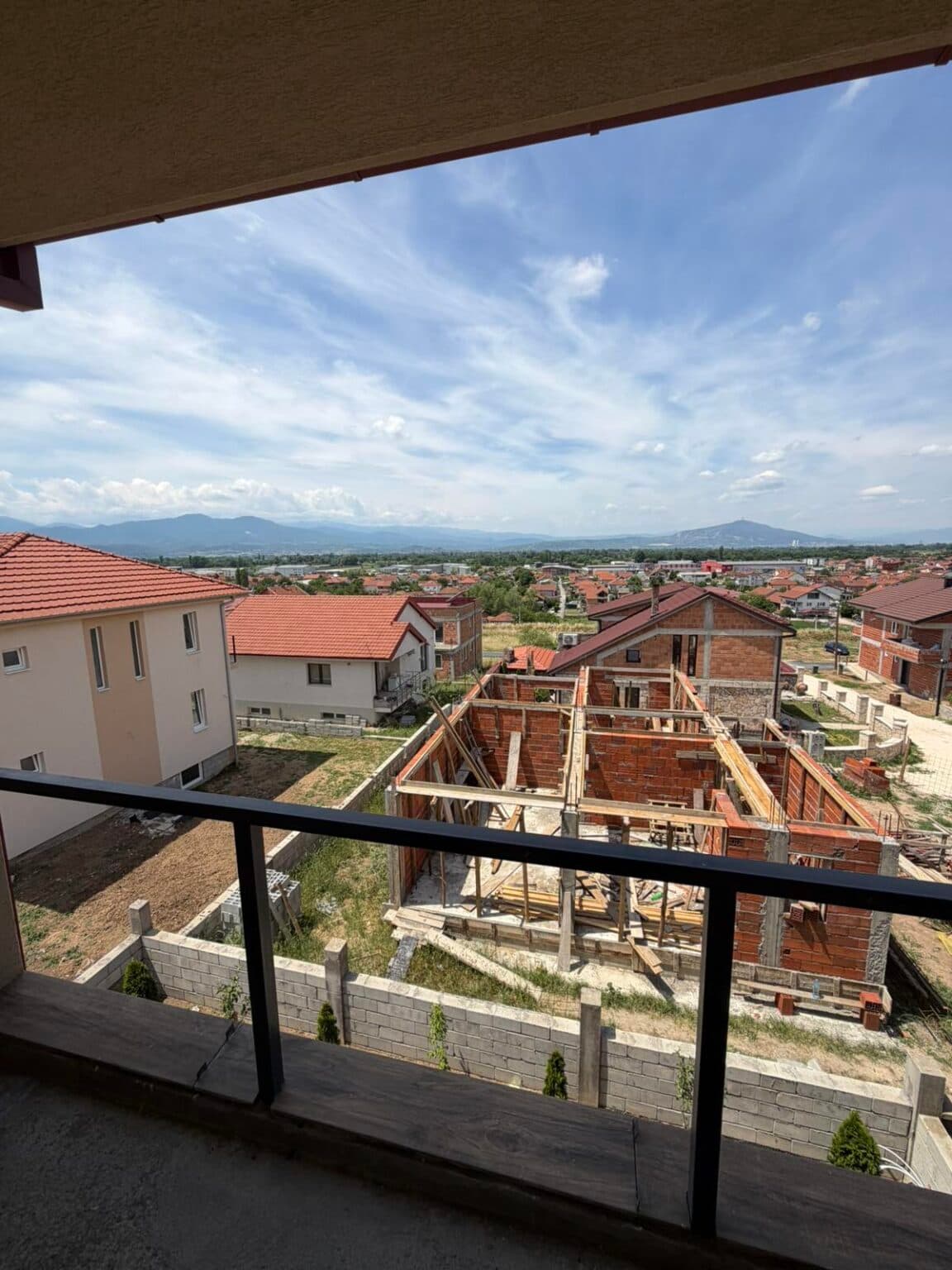 House in Јака Ilinden - For Sale - Skopje - Image 8