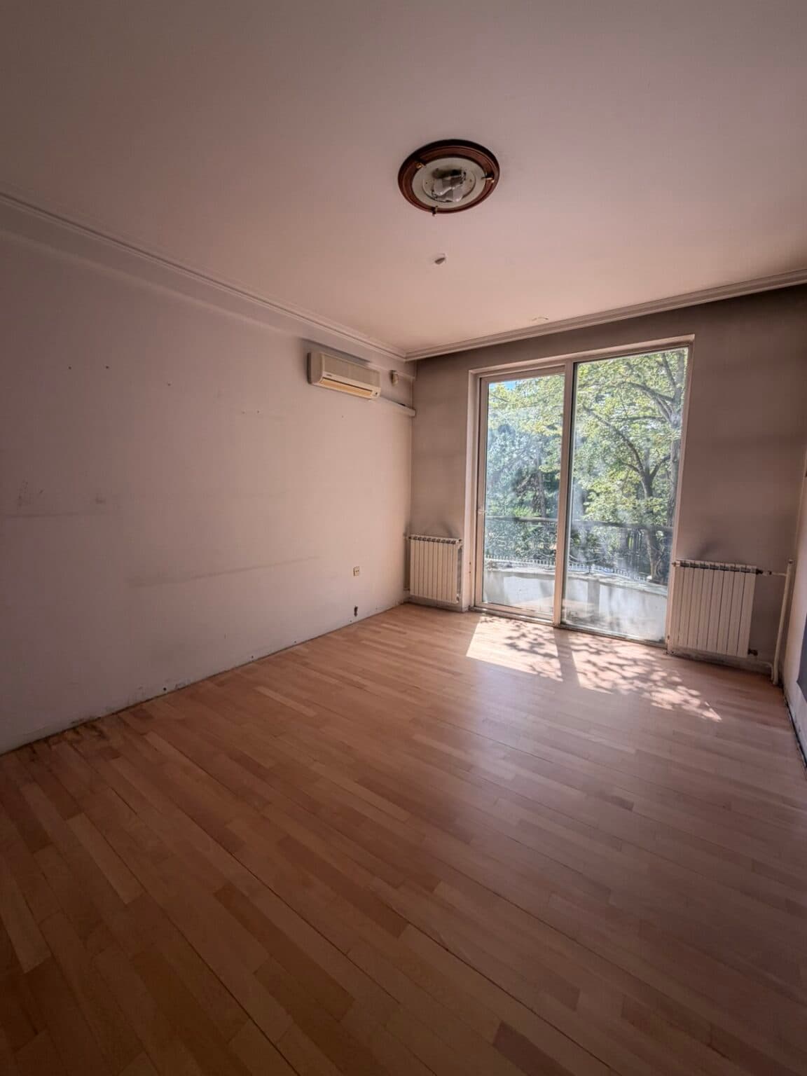 House in an Attractive Location in Vodno - For Sale, For Rent - Vodno - Image 6