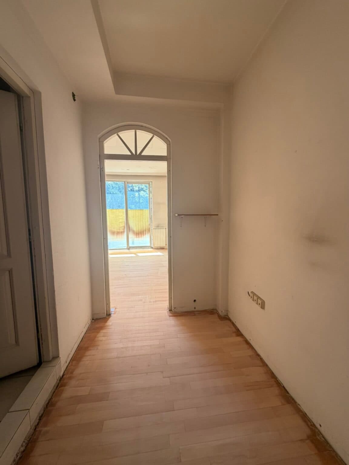 House in an Attractive Location in Vodno - For Sale, For Rent - Vodno - Image 12