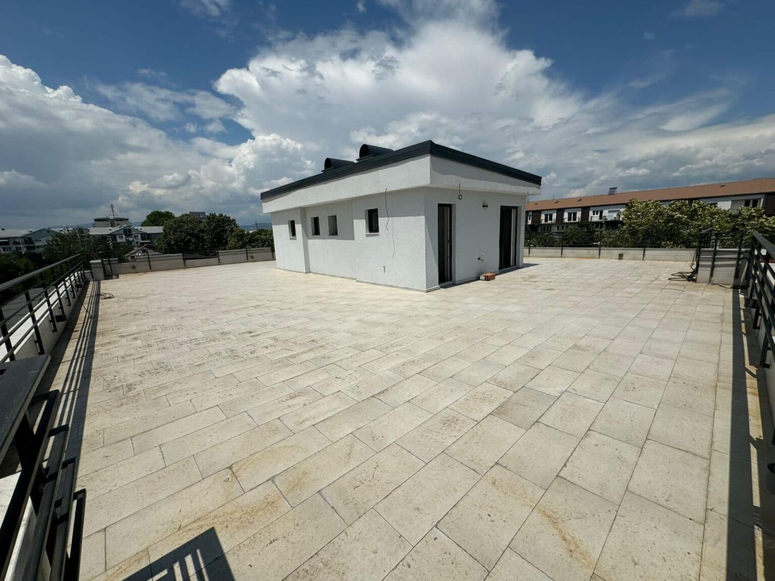 Стан 140м2 во Центар - За Продажба - Скопје - Слика 13