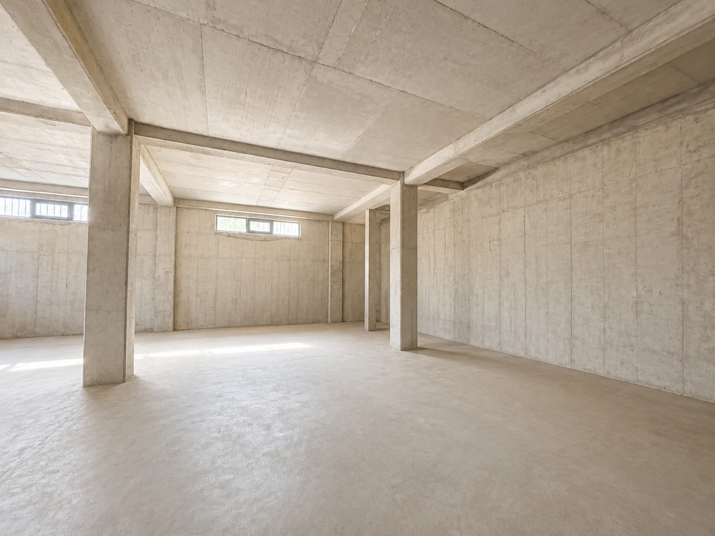 Functional Commercial Space for Lease – 900 m² - For Rent - Zlokukjani - Image 6
