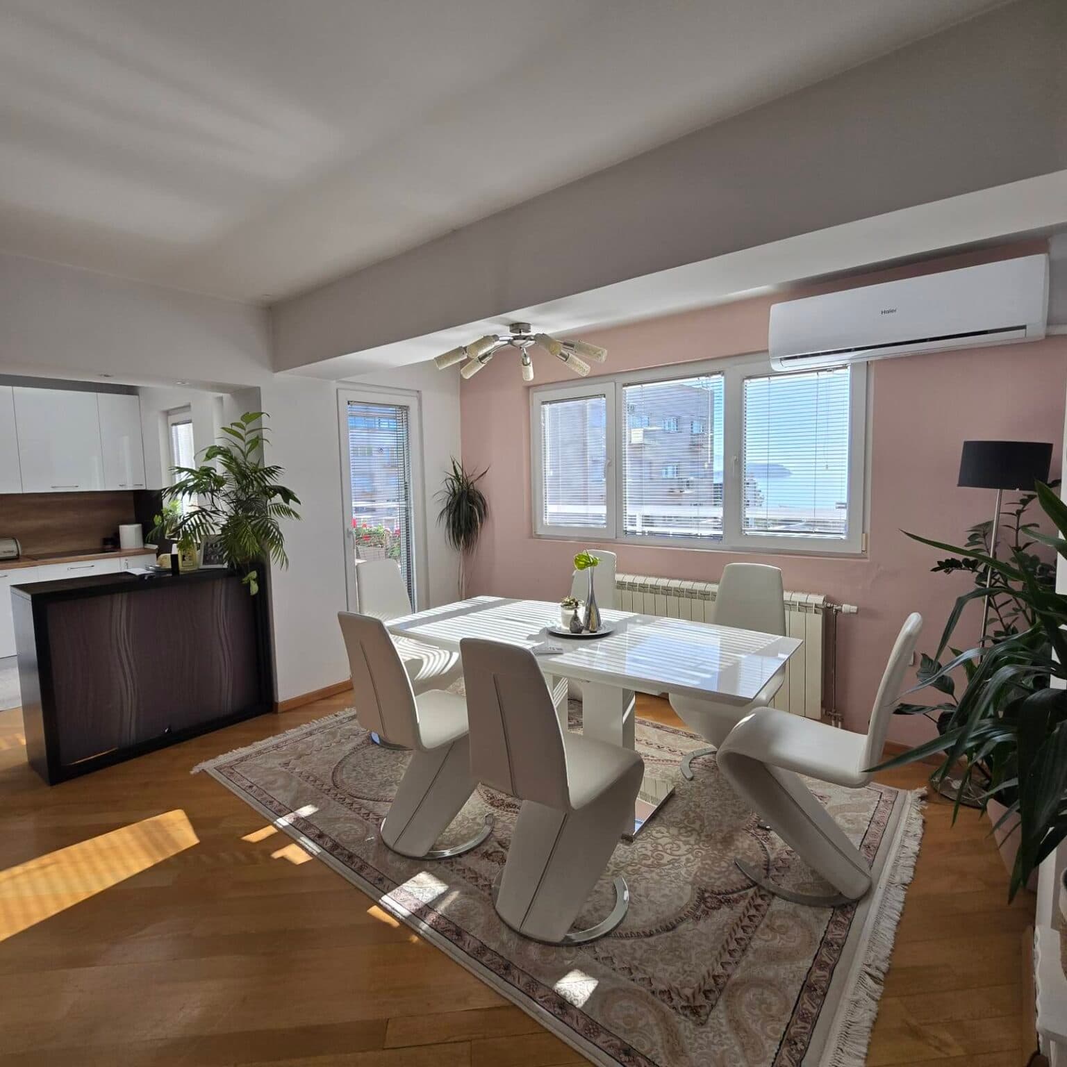 Apartment 100m2 in Ohrid - For Sale - Ohrid
