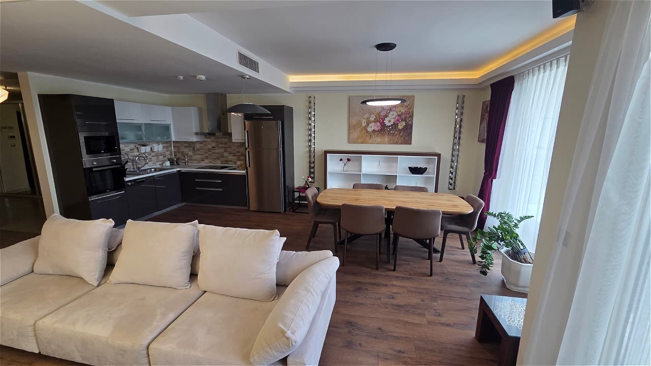 Apartment 99m² with a 67m² rooftop terrace in Cevahir Sky City - 2