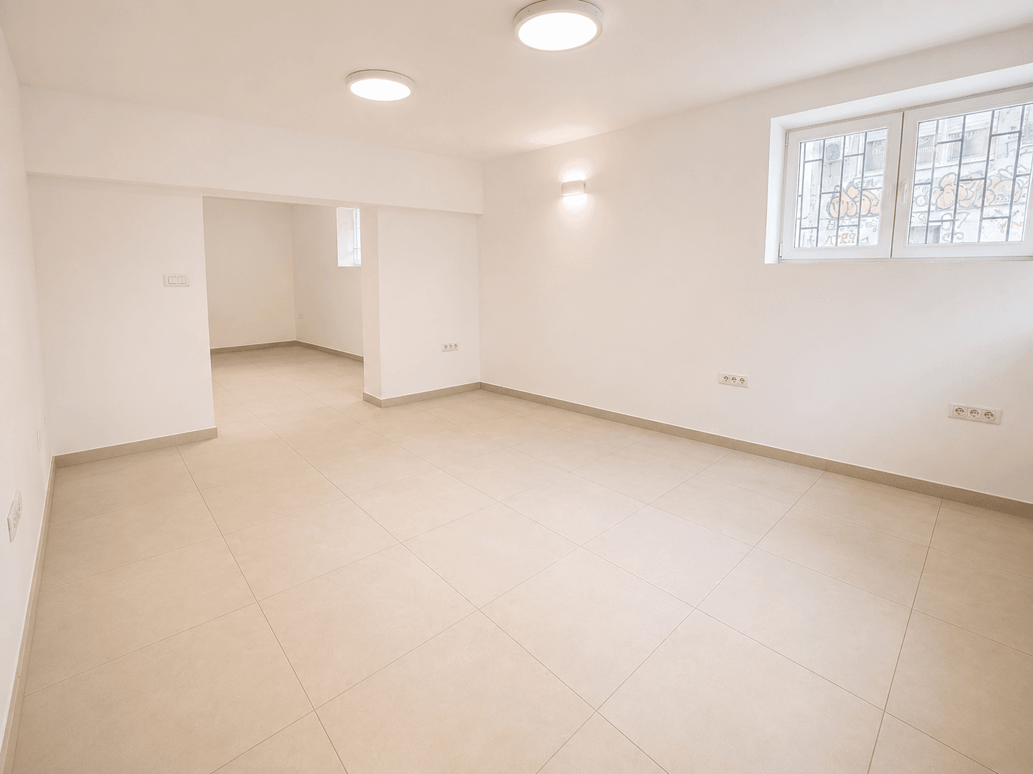 Commercial Space for Rent – 206 m² - For Rent - Centar - Image 8