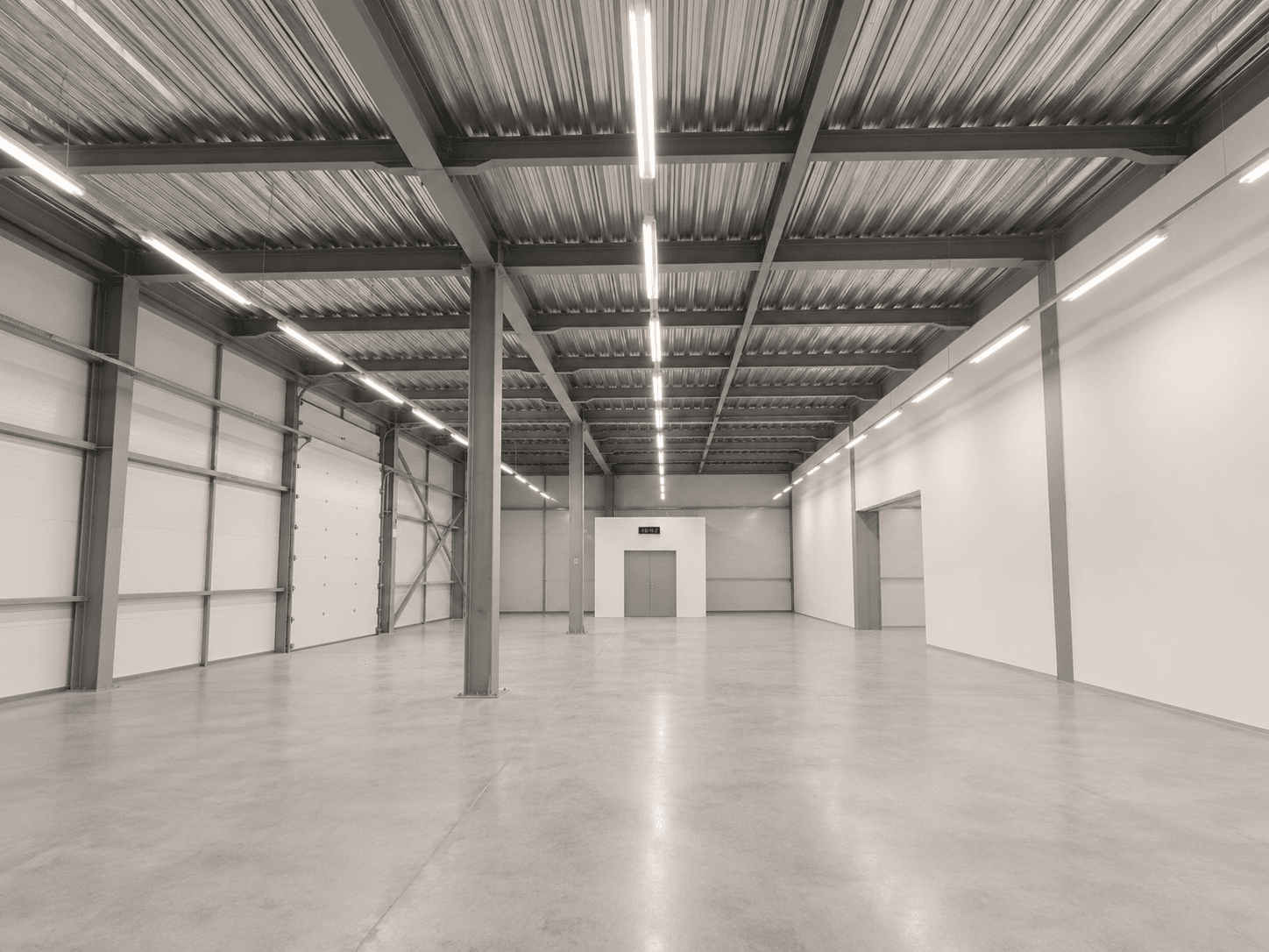 Се издава магацински објект – Визбегово, 4.500 м² - 3