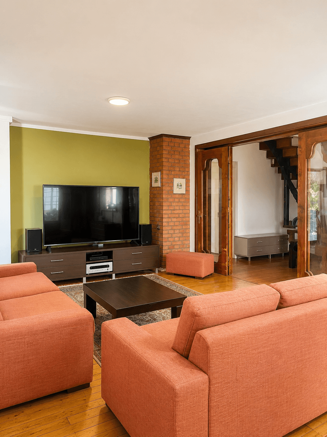 House 381m2 in Crniche - For Sale - Skopje