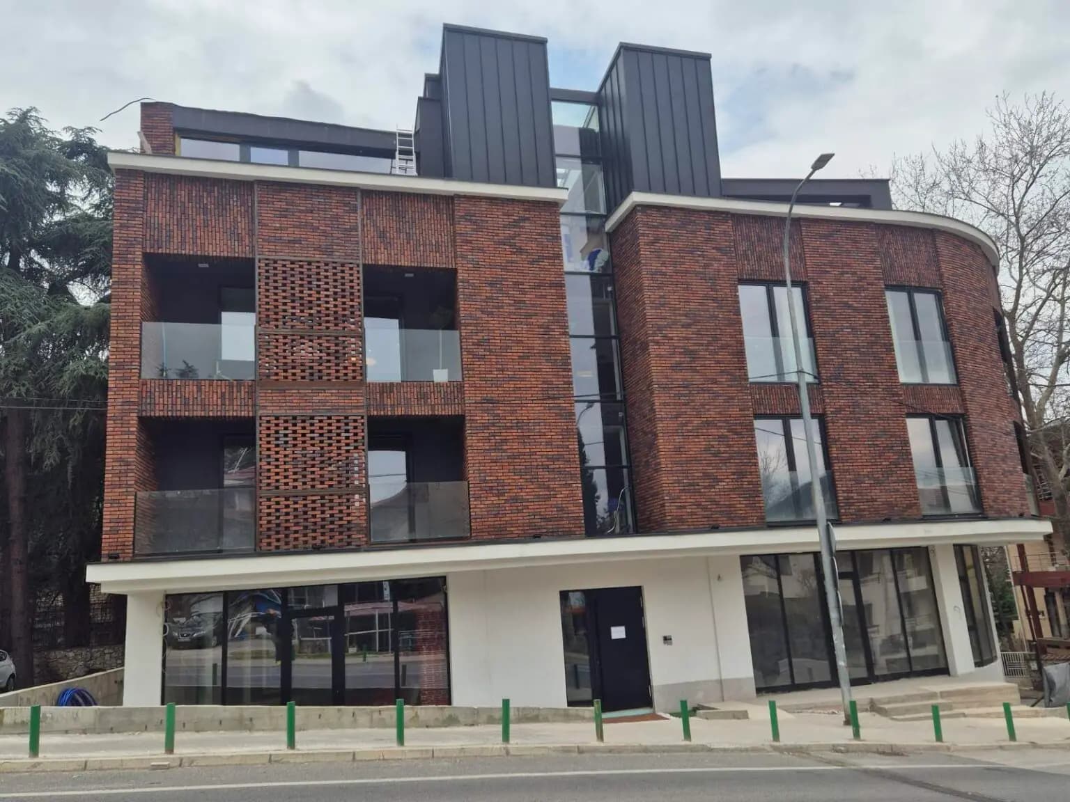 210 m² Commercial Space for Rent in Vodno - For Rent - Vodno