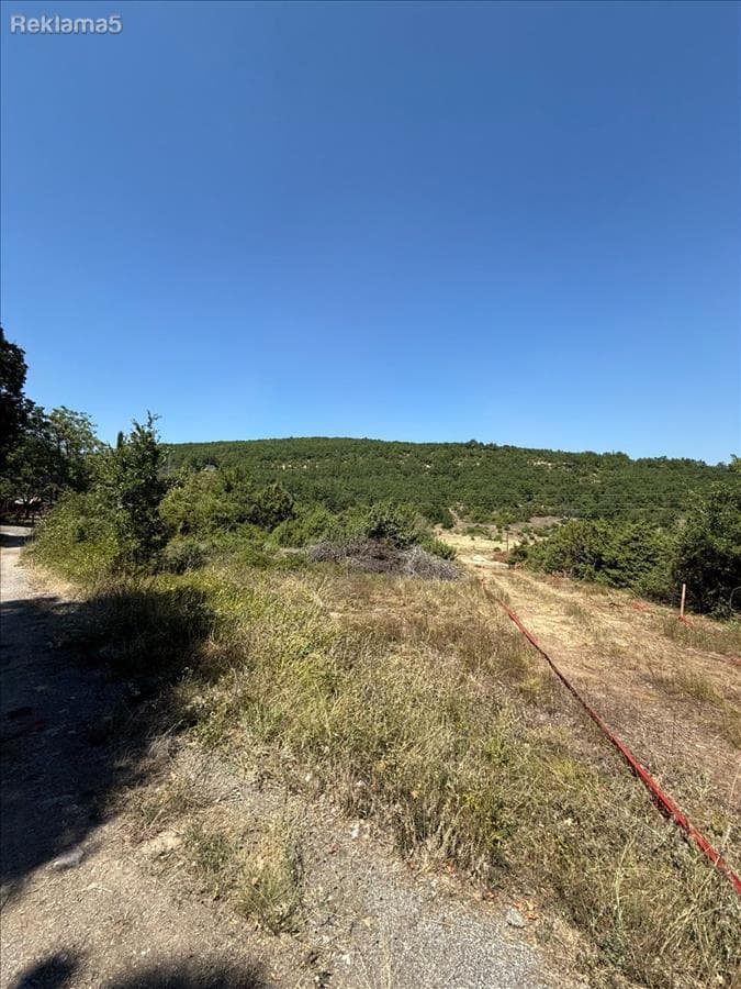 Plot in Kuchkovo 1,000 m² with Project and Building Permit - For Sale - Gjorche Petrov - Image 5