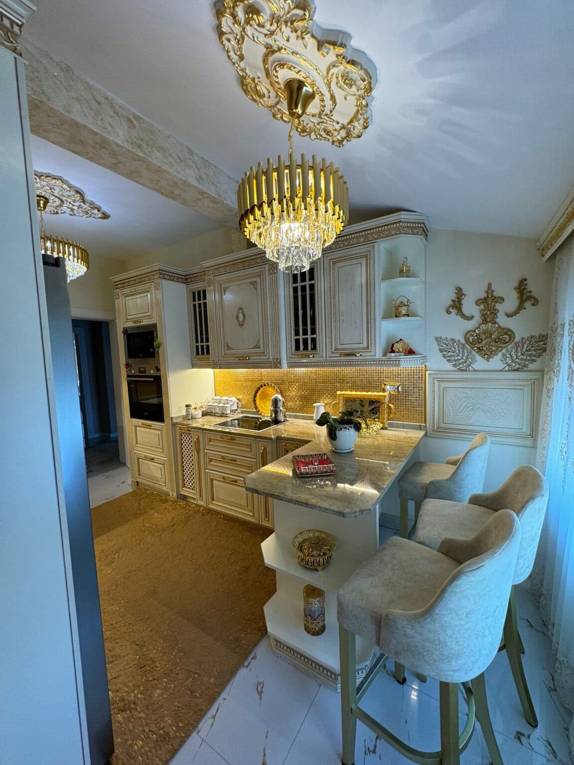 Apartment 140м2 in Chair - For Sale - Skopje - Image 13