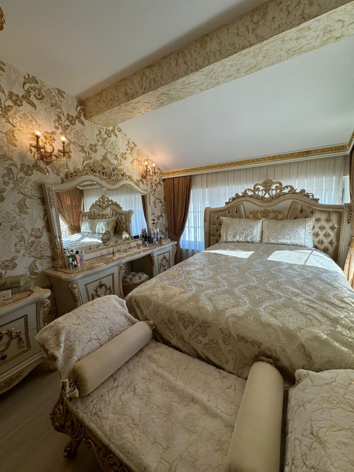 Apartment 140м2 in Chair - For Sale - Skopje - Image 19