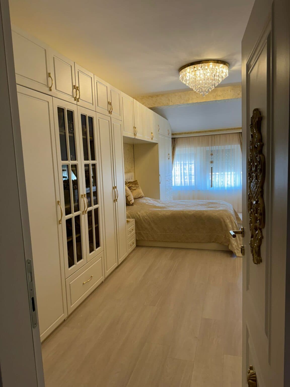 Apartment 140м2 in Chair - For Sale - Skopje - Image 23