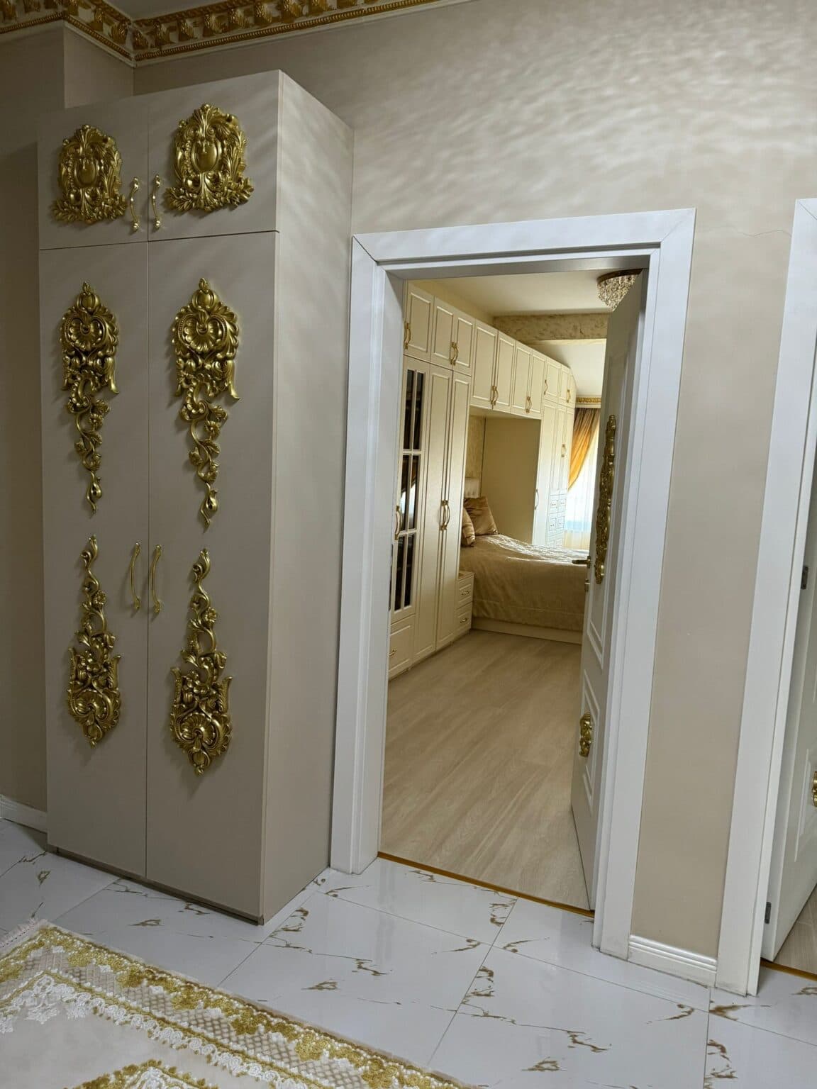 Apartment 140м2 in Chair - For Sale - Skopje - Image 25