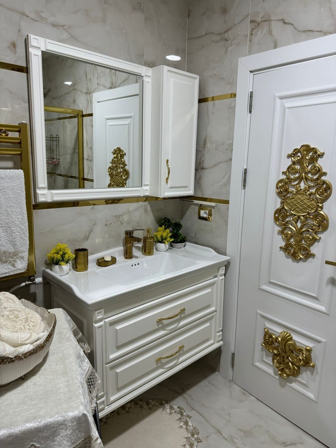 Apartment 140м2 in Chair - For Sale - Skopje - Image 4