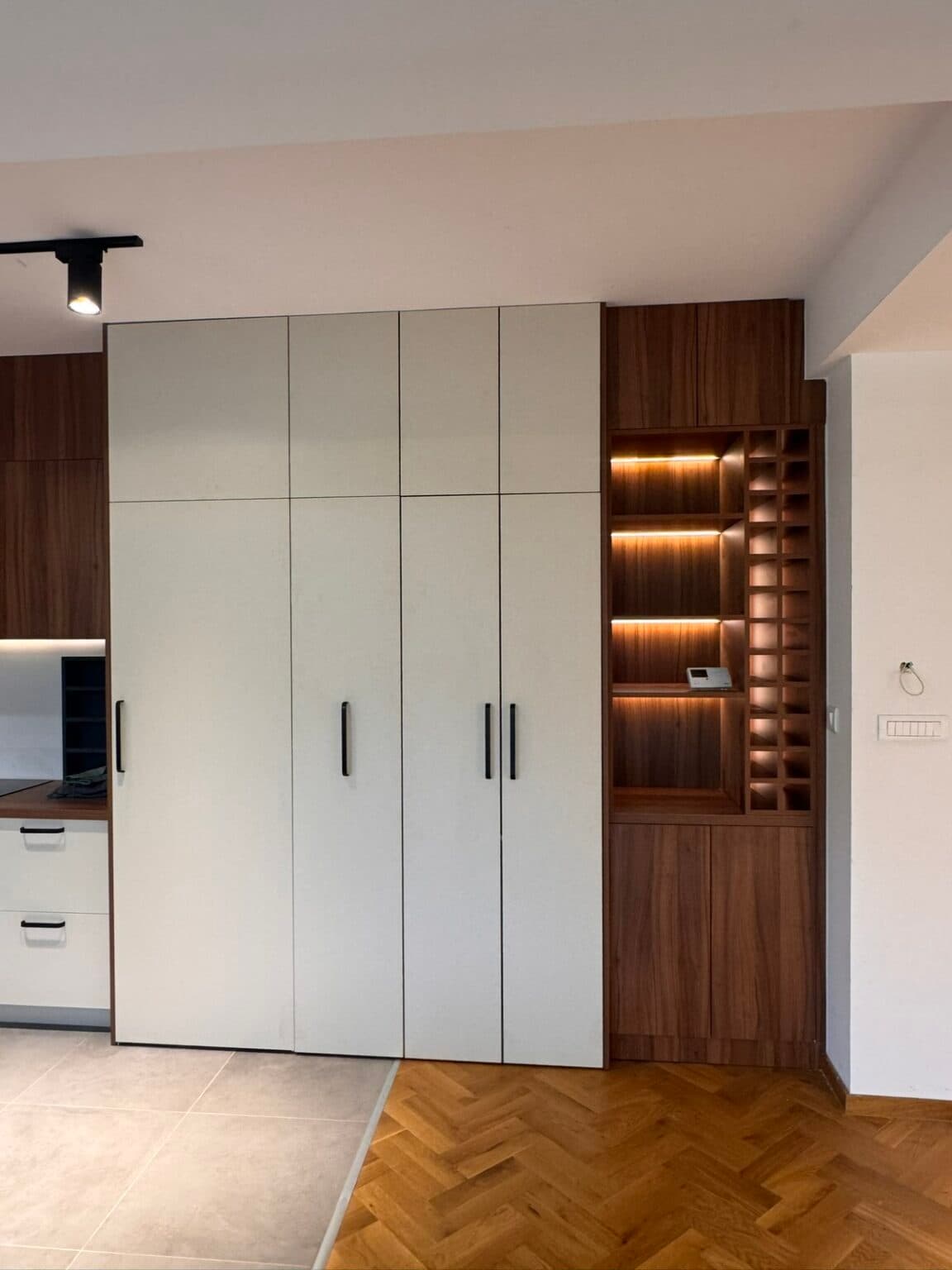Apartment 115 m² Near the Aleksandar Palace Hotel - For Rent - Skopje - Image 9