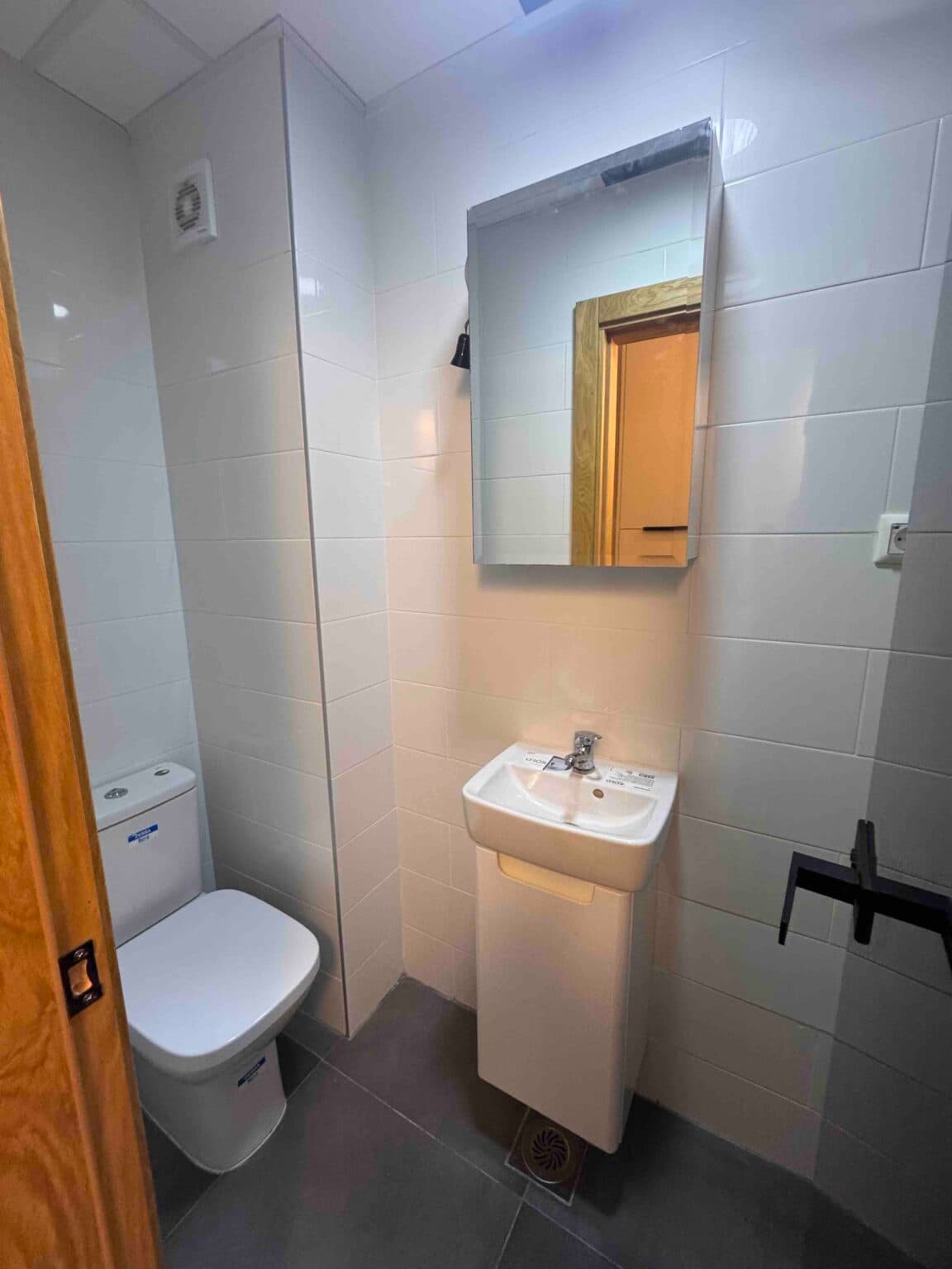 Apartment 115 m² Near the Aleksandar Palace Hotel - For Rent - Skopje - Image 19