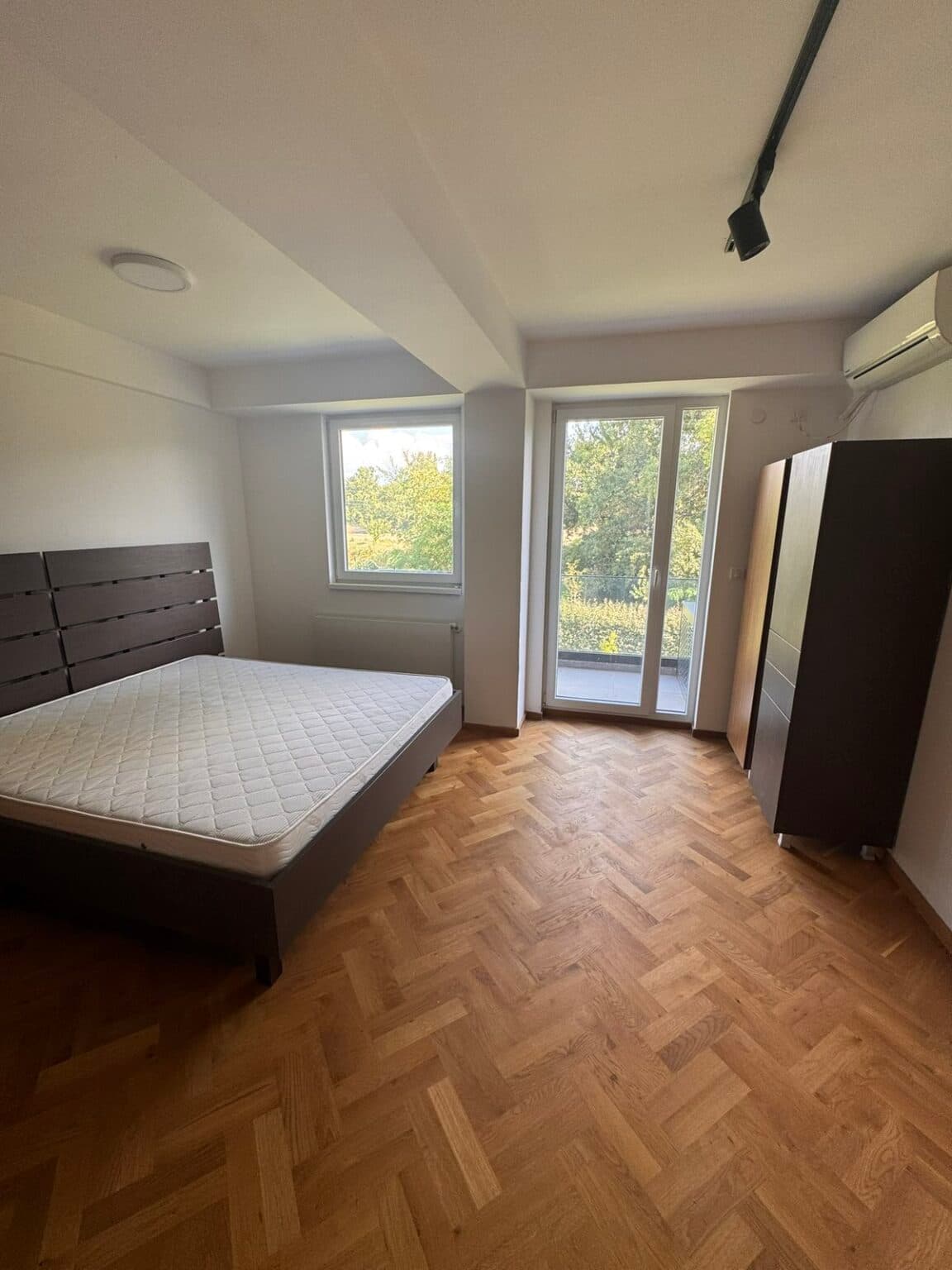 Apartment 115 m² Near the Aleksandar Palace Hotel - For Rent - Skopje - Image 18