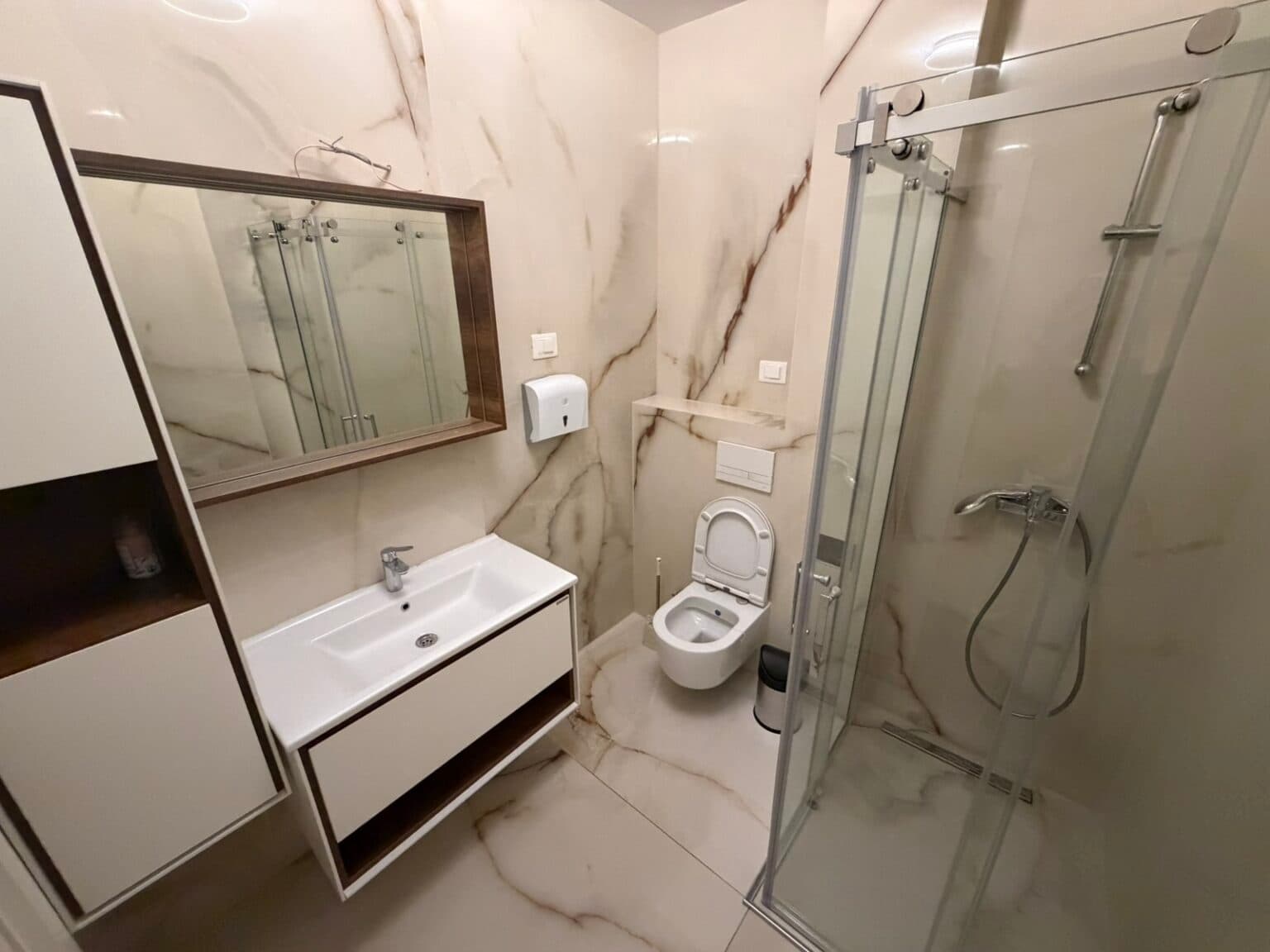 Commercial Space for Rent in East Gate - For Rent - Gazi Baba - Image 14
