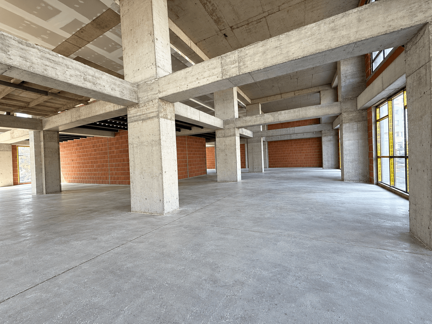 Деловен простор од 480 м² во Гази Баба - 2