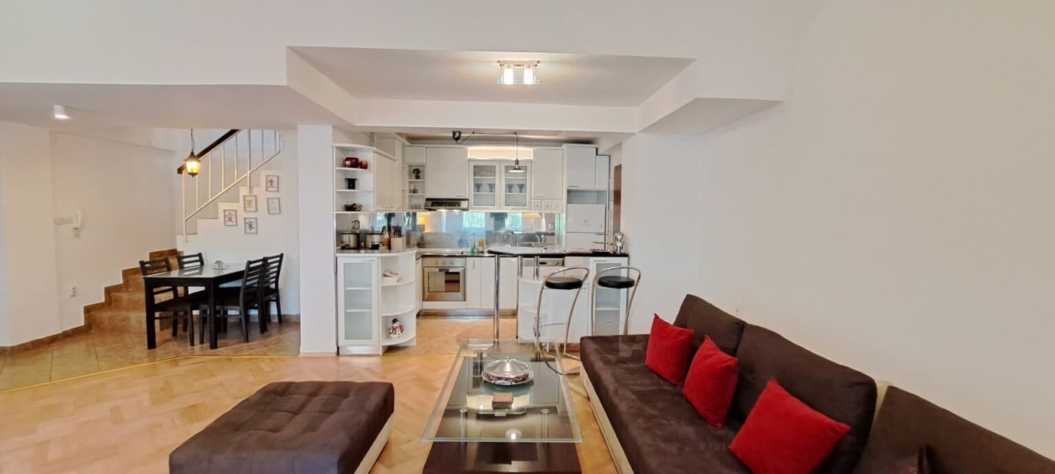 Apartment 100 m² in Kisela Voda - 2