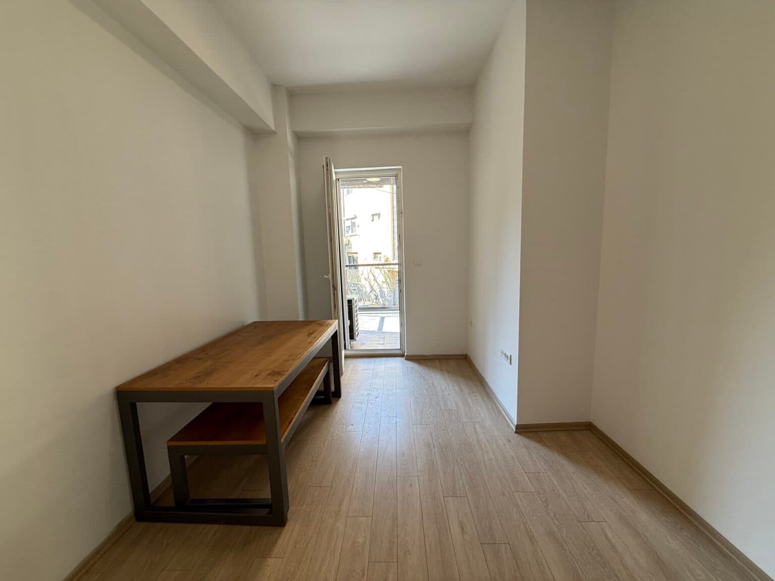 Се изнајмува деловен простор од 50м² во Центар - За Изнајмување - Центар - Слика 6