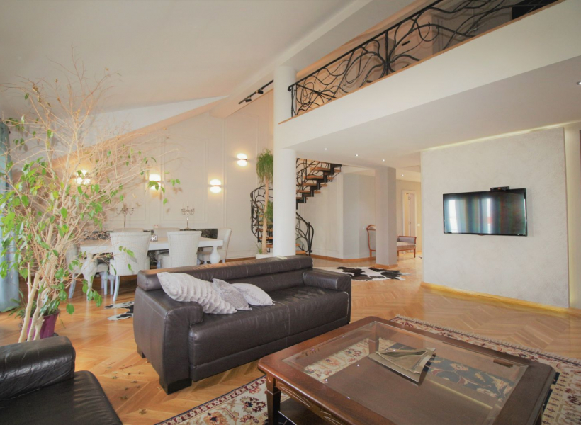 apartments for rent in Center